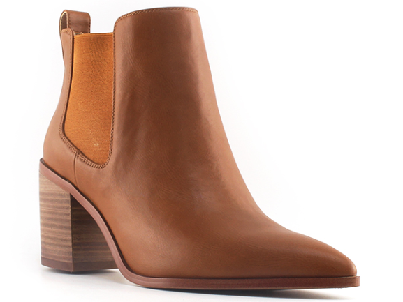 Chelsea boots women