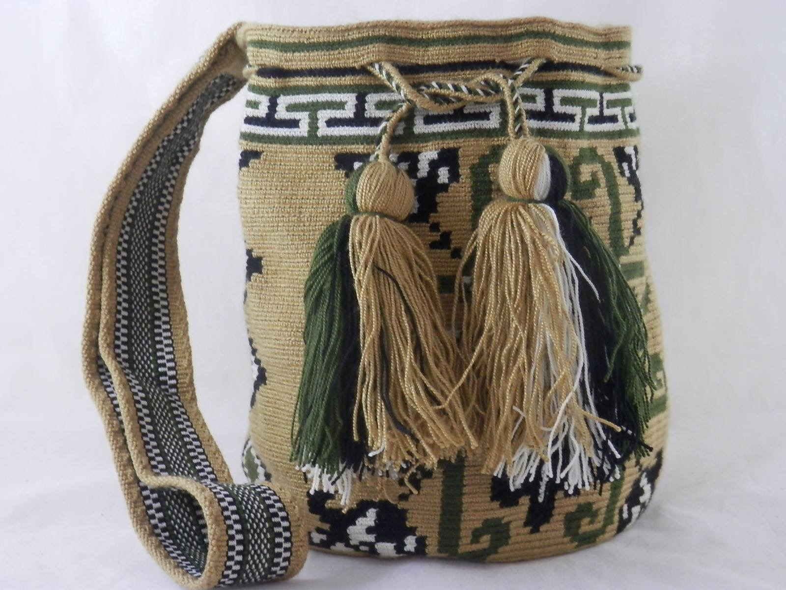 Wayuu Bag by PPS-IMG_6211