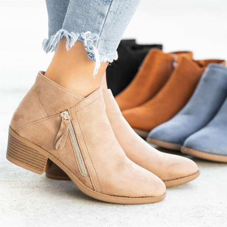 ภาพขนาดย่อ: Plus Size Women Casual Chelsea Zipper Chunky Heel Short Single Boots