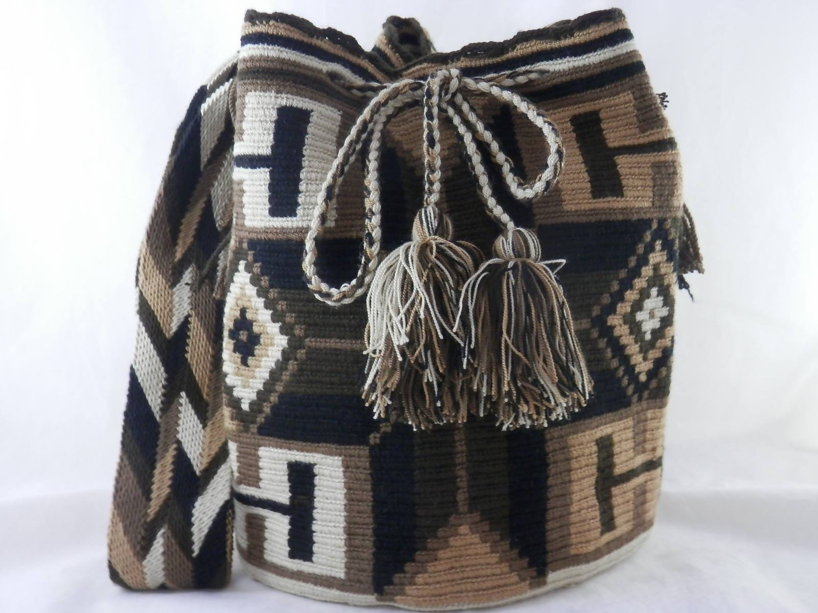 Wayuu Bag by PPS-IMG_8951