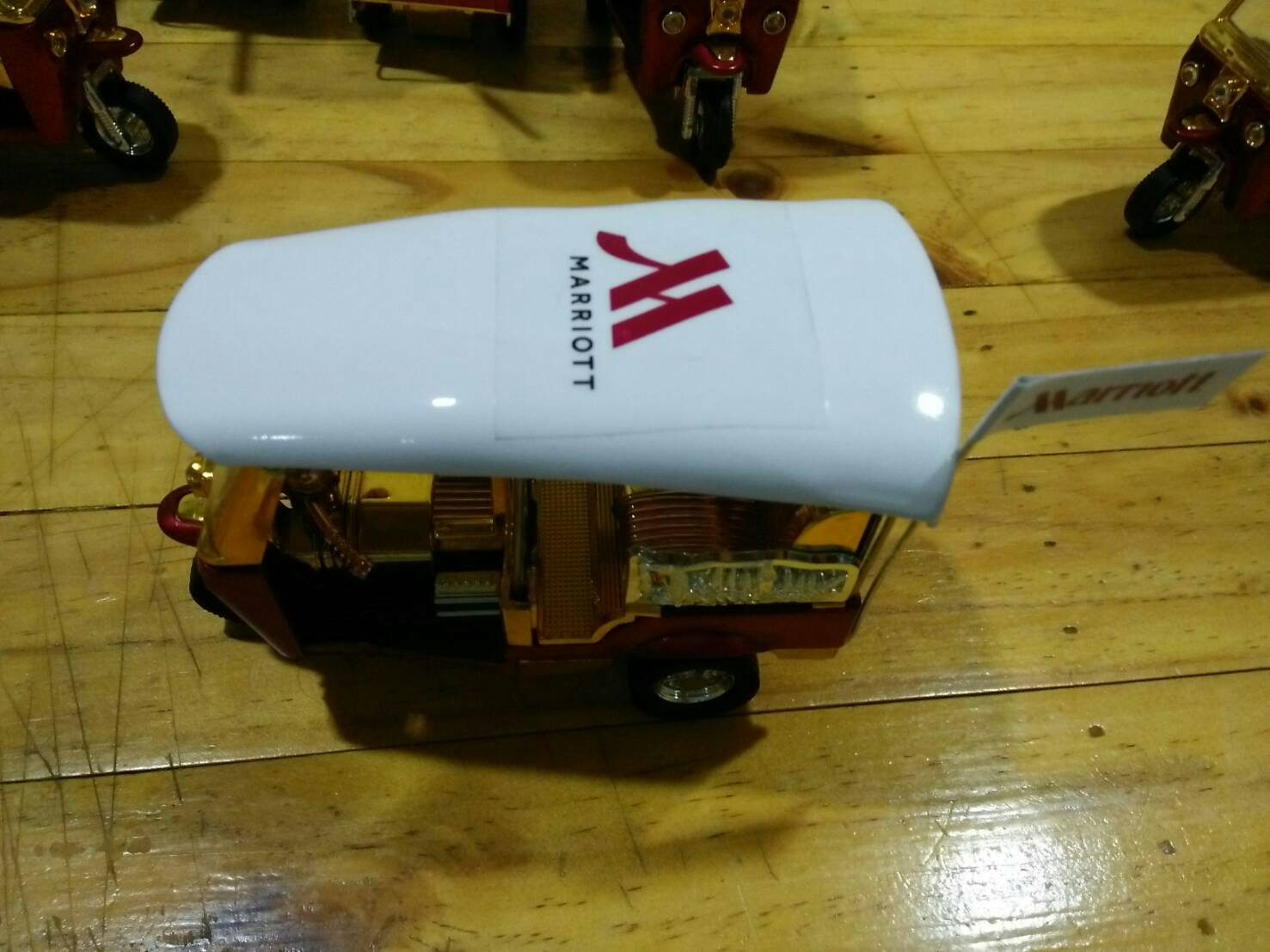 Metal Tuk Tuk-26