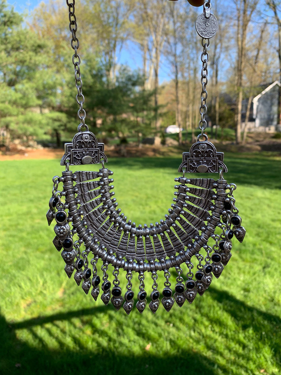 Thumbnail: ONYX GYPSI NECKLACE