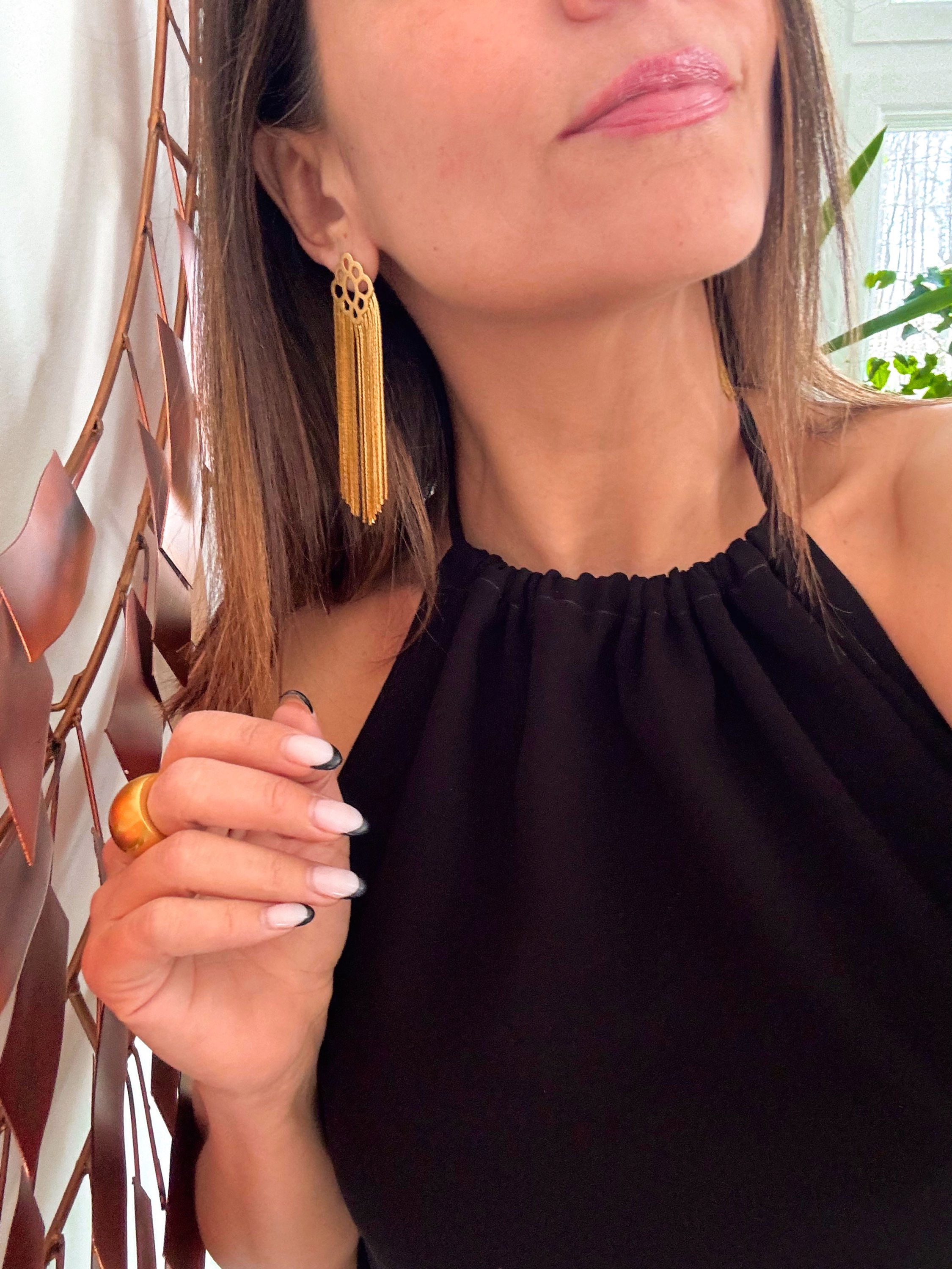 FLOWER TASSEL EARRINGS