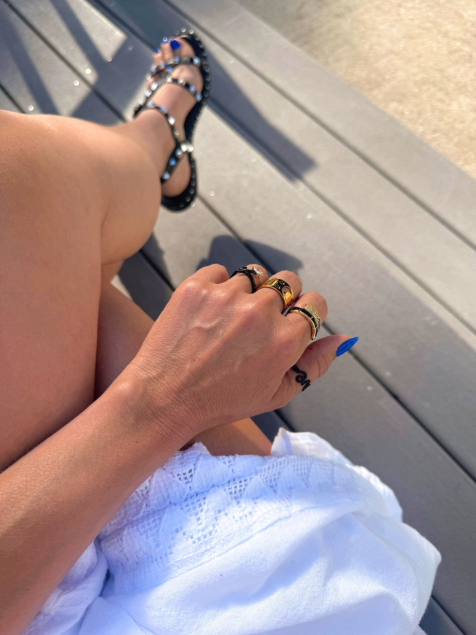 Thumbnail: Swirl Ring 