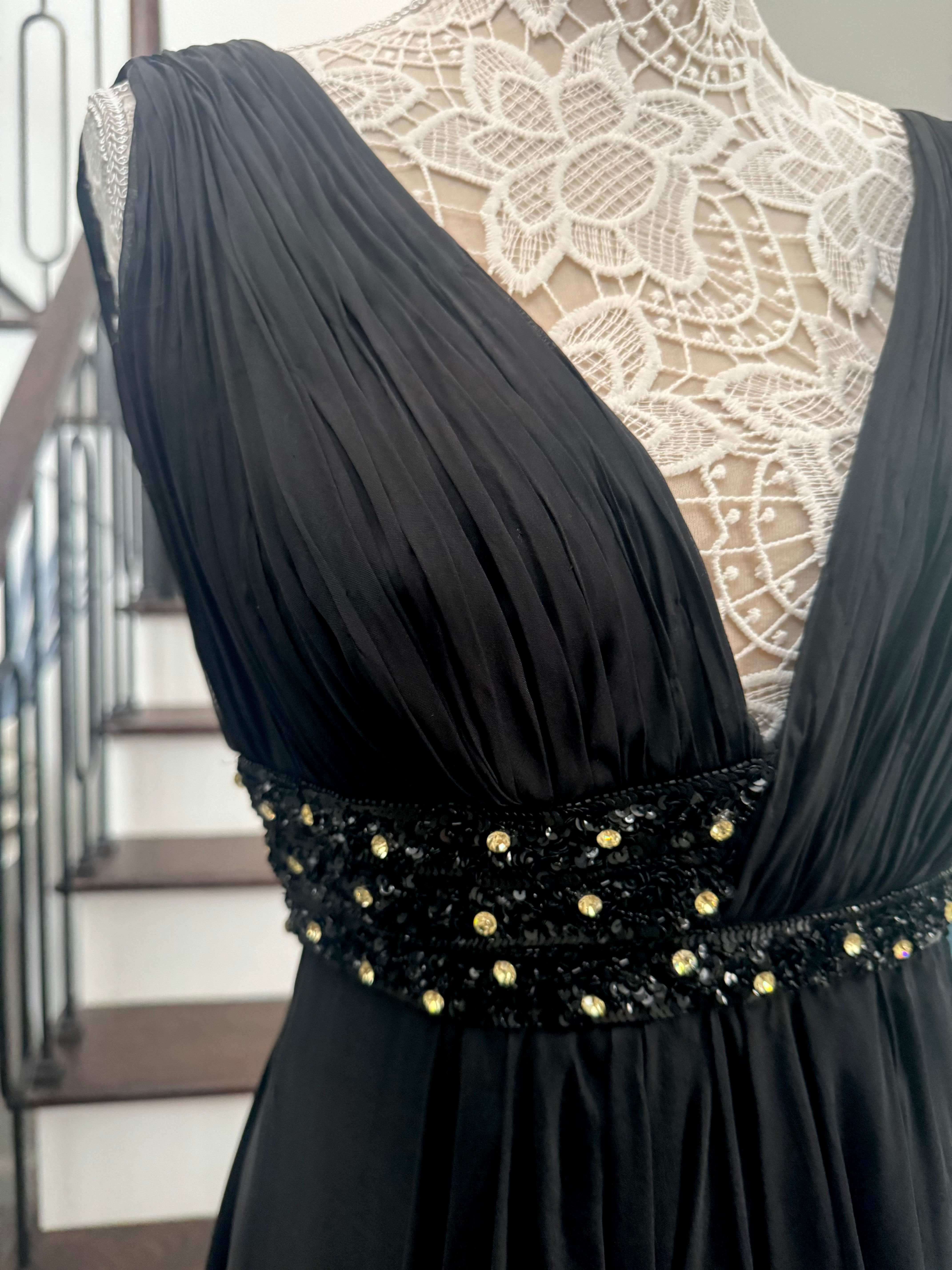 EMBELLISHED GODDESS EVENING DRESS
