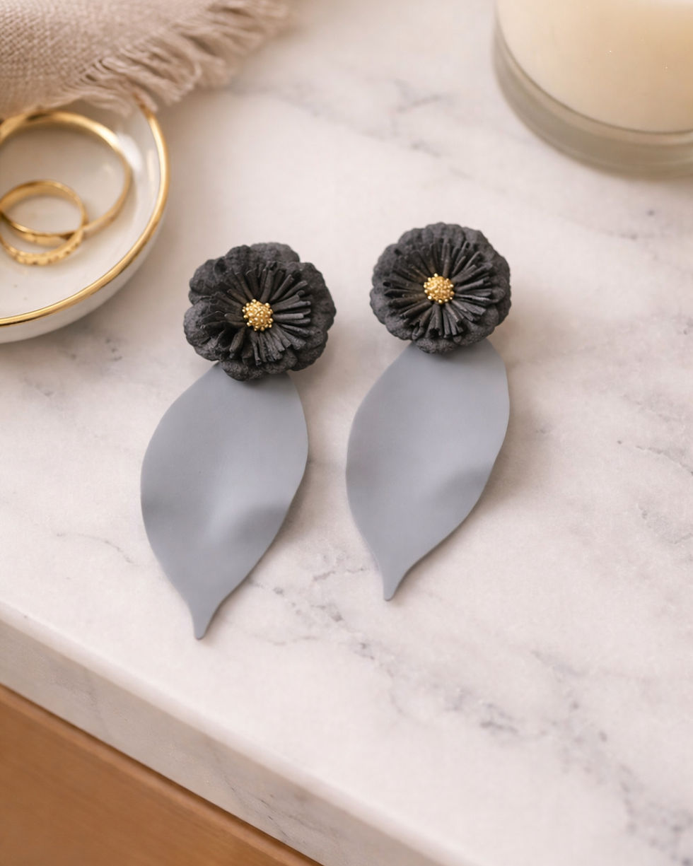 Thumbnail: FLOWER DROP EARRINGS