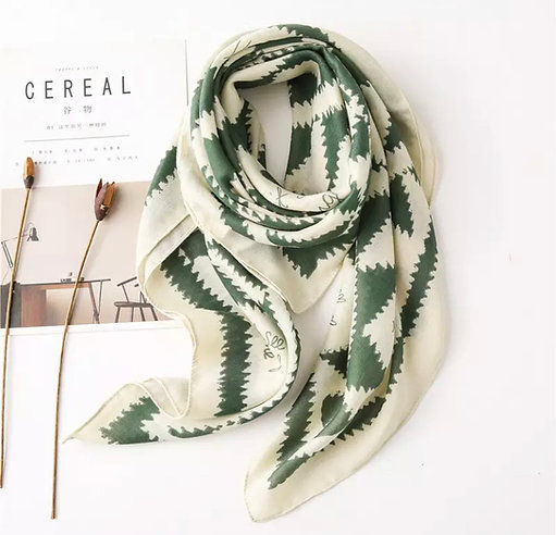 Thumbnail: GREEN PATTERN SCARF