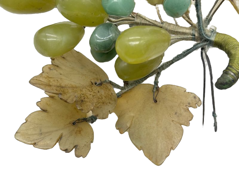 Thumbnail: 20th Century Chinese Serpintine Grape Cluster