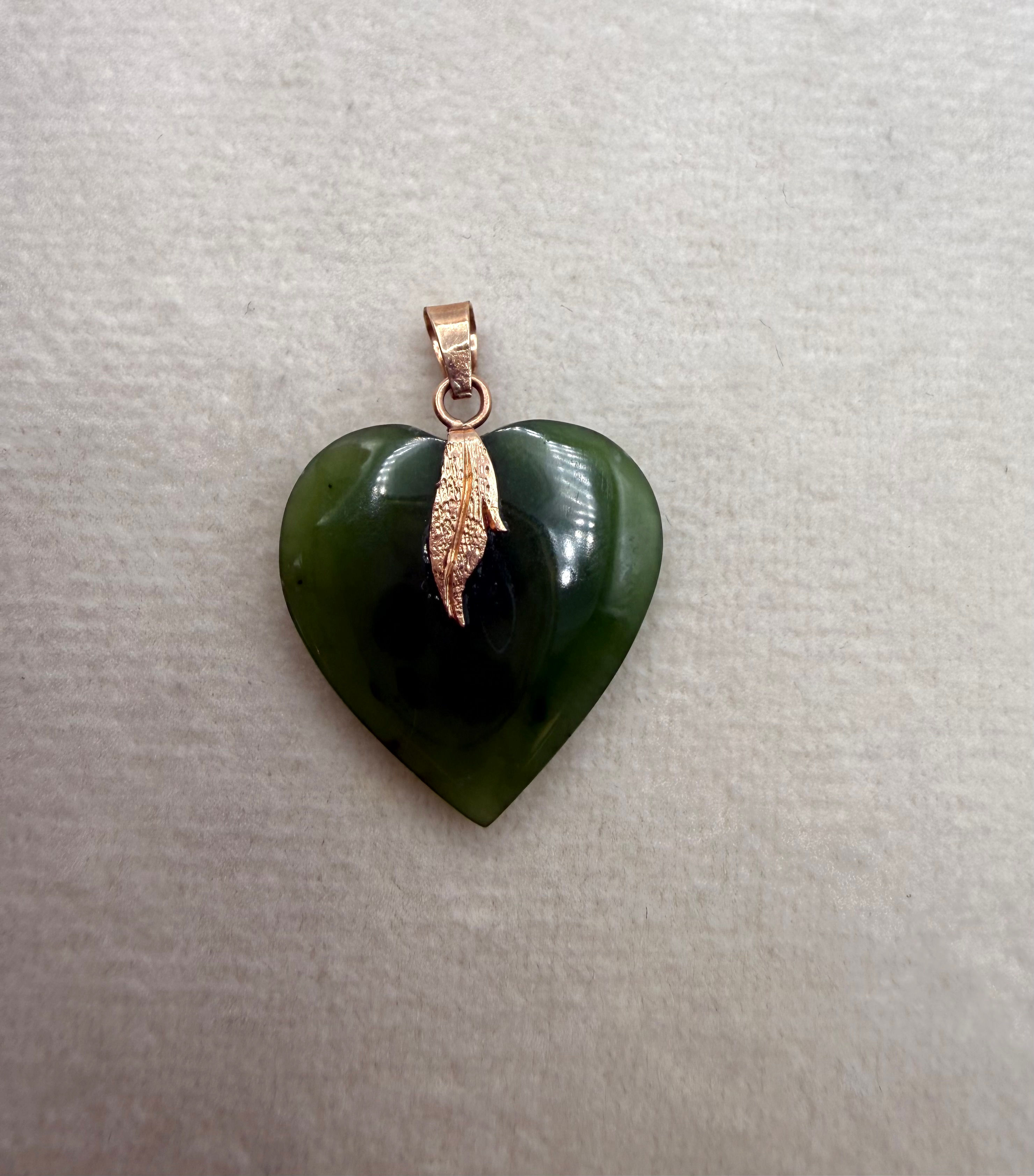 14 Karat Yellow Gold Nephrite Heart Pendant