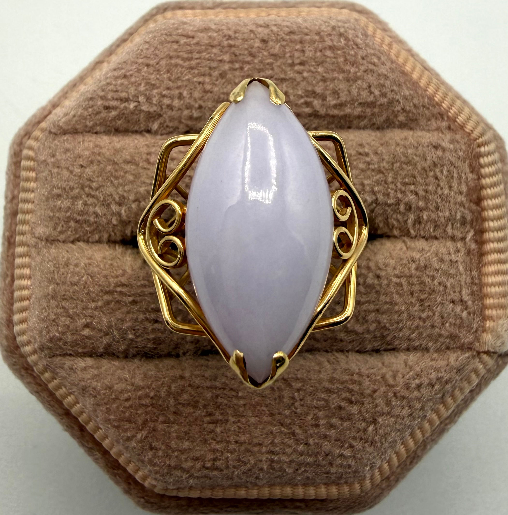 14 Karat Yellow Gold Purple Jade Ring
