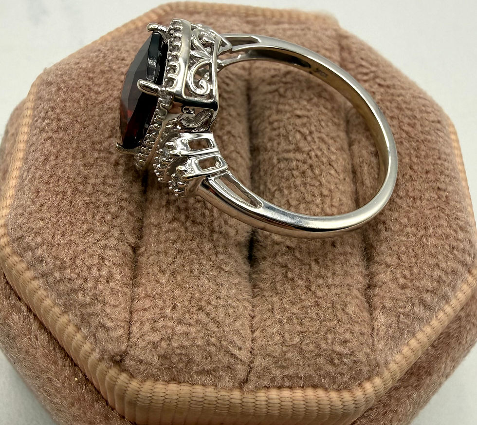 Thumbnail: 10 Karat White Gold 3.0ct Garnet & .24ctw Diamond Ring