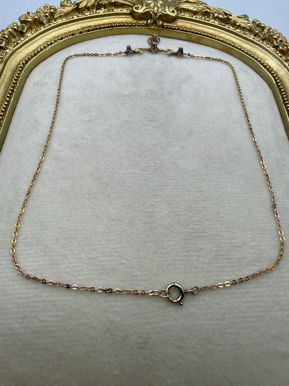 Thumbnail: 10 Karat Yellow Gold 0.10ctw Diamond Antique Necklace