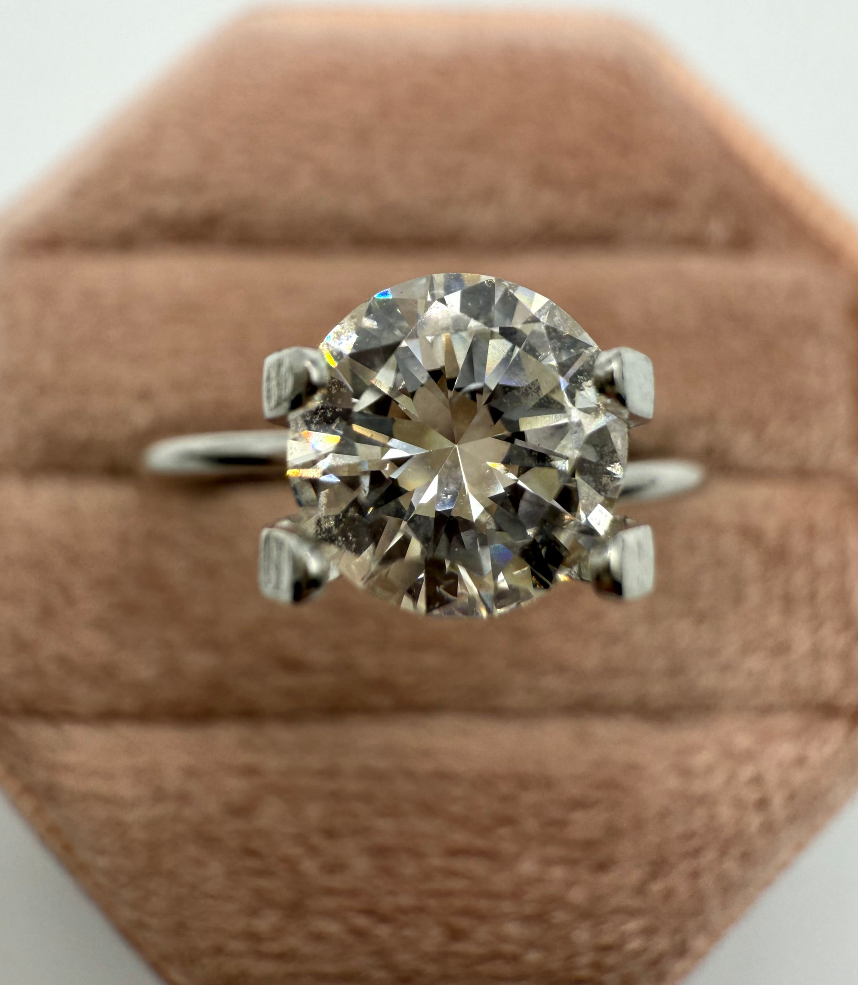 0.86ct I/I1 Round Cut Loose Diamond