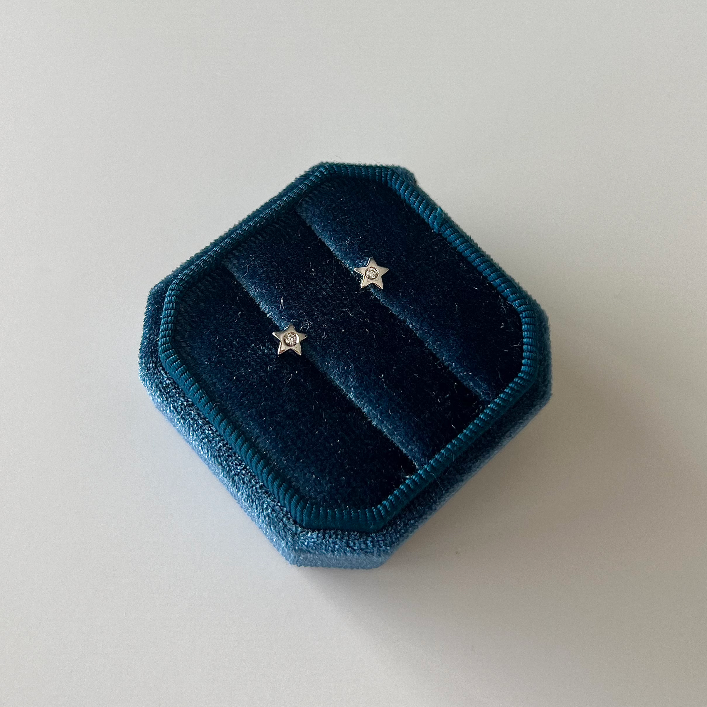 Boucles d'oreilles en Or Blanc 18K avec Zirconia