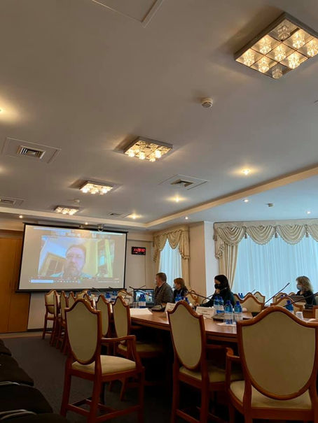 ЗАСІДАННЯ КОМІТЕТУ З ПИТАНЬ ГУМАНІТАРНОЇ ТА ІНФОРМАЦІЙНОЇ ПОЛТИКИ: ПРО ОСНОВНЕ