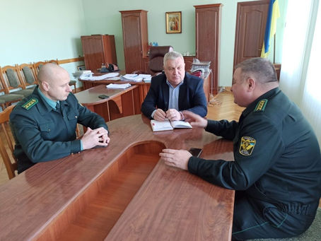 ОЛЕКСАНДР ГАВРИЛЮК ЗУСТРІВСЯ З ЛІСІВНИКАМИ