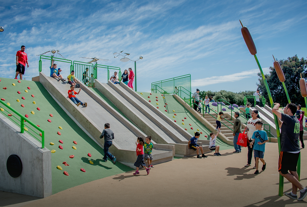 Home Page-Rotary PlayGarden-2 gradient.png