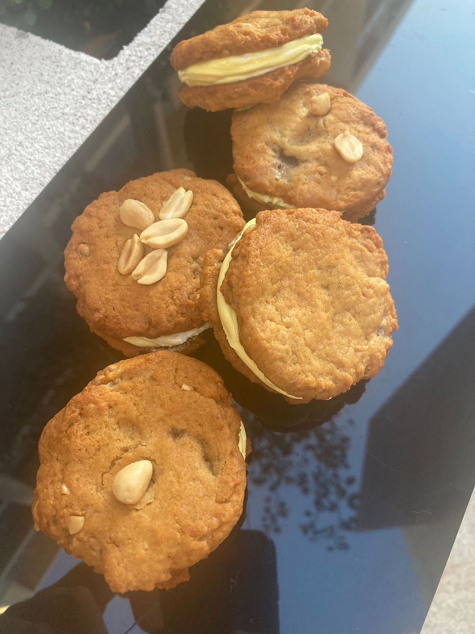Peanut Butter Whoopie (a dozen)