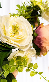 shabby chic wedding flowers