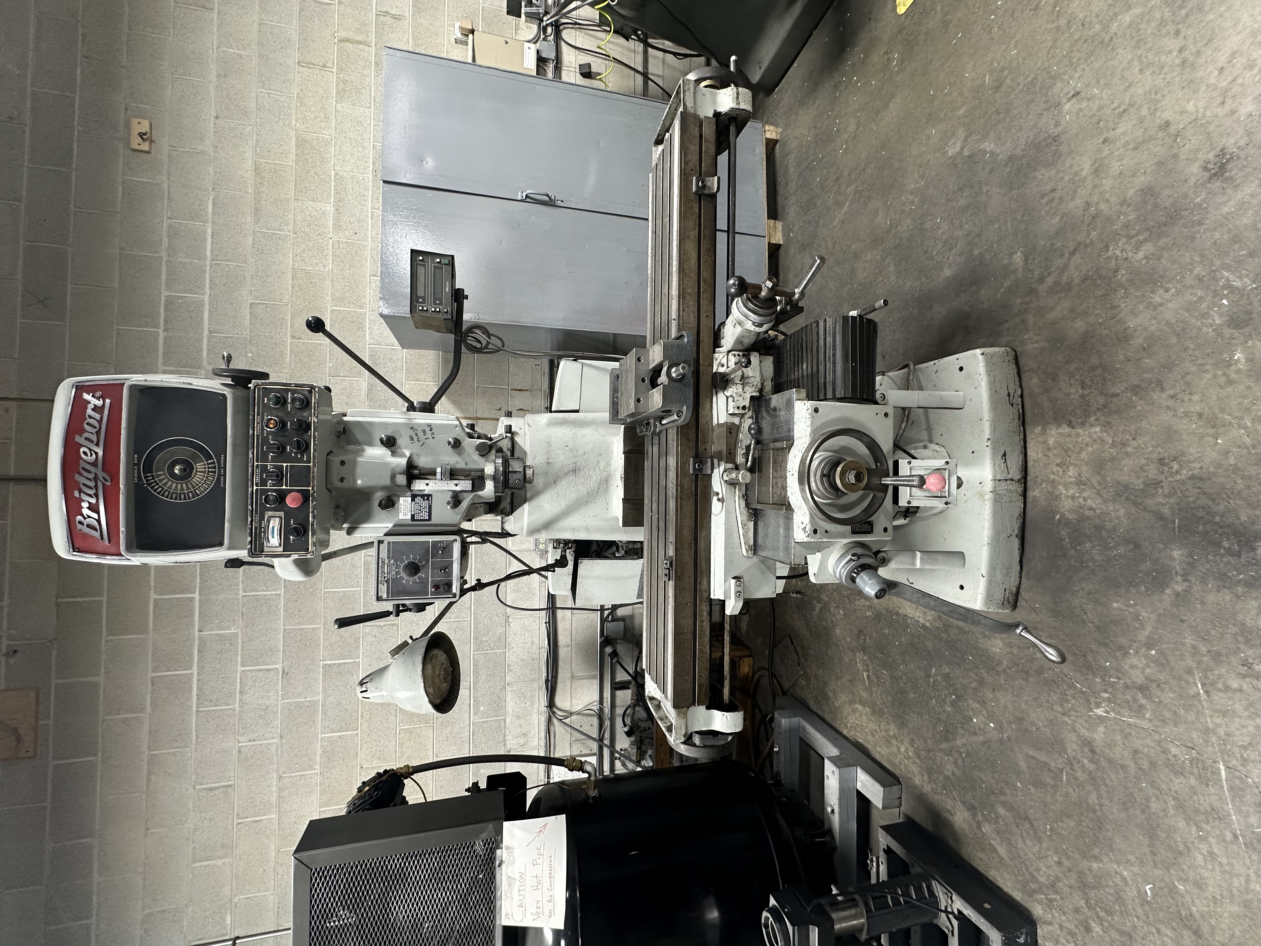 Bridgeport Series II Knee Mill