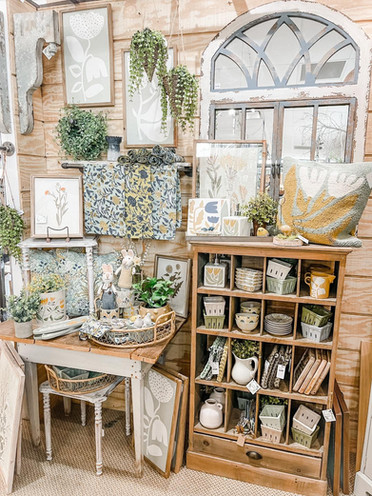 The Rustic Fox Furniture & Decor | Curated Boutiques | Illinois