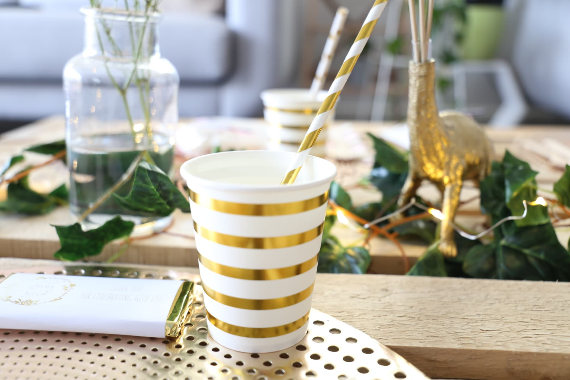 Gold stripped paper cups