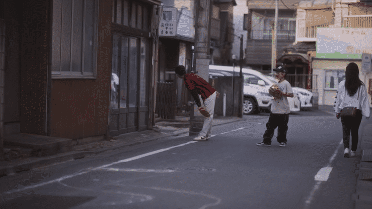 homecominggif1-high.gif