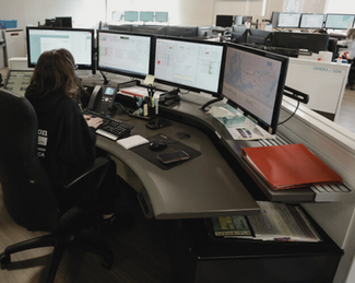 911 dispatcher