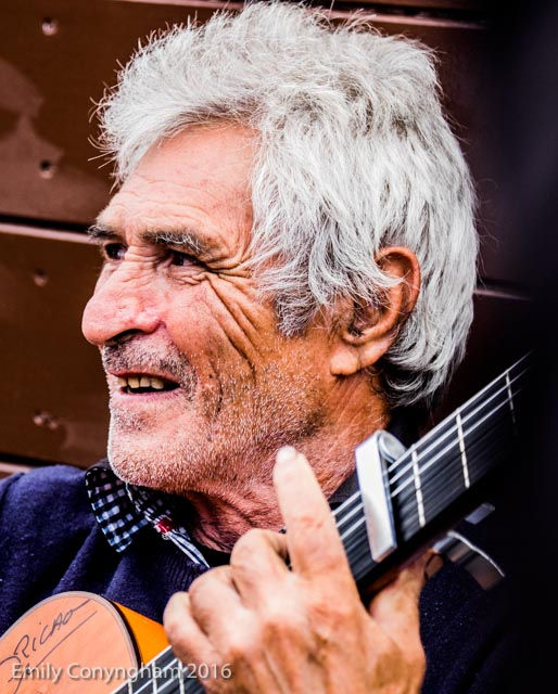 Gypsy guitar player
