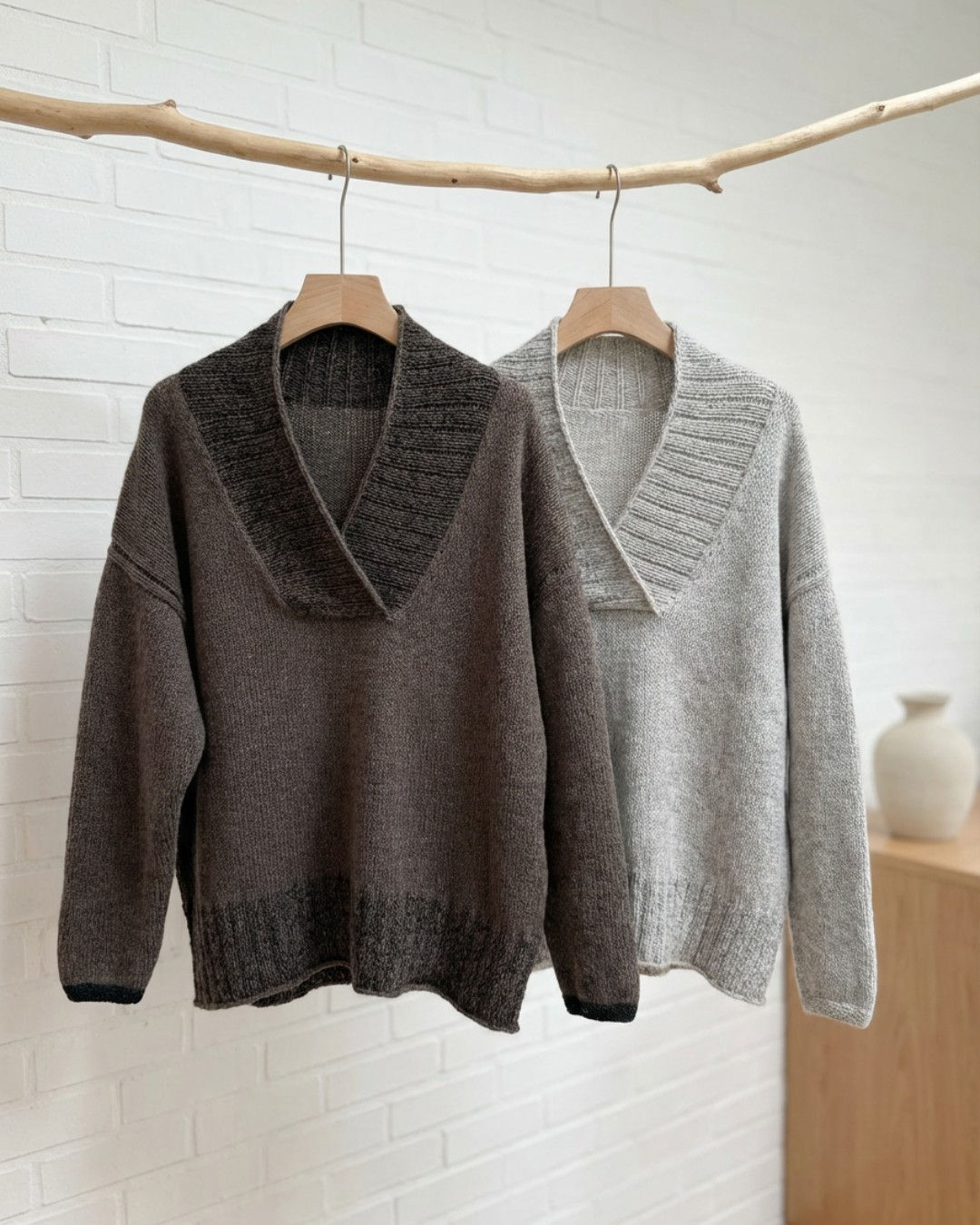 Gestrickter Pullover Ashline in ruhiger Darstellung