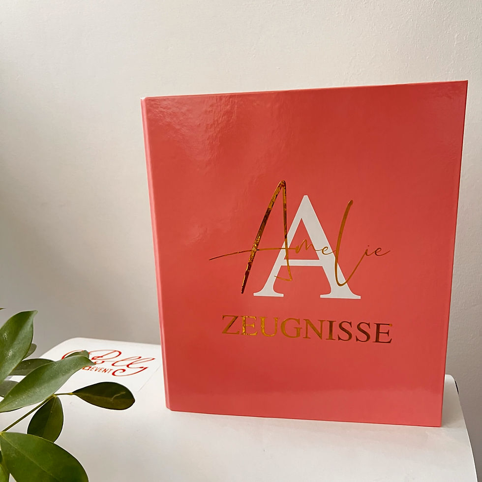 Miniaturbild: Personalisierte Zeugnissemappe mit Name und Vorname