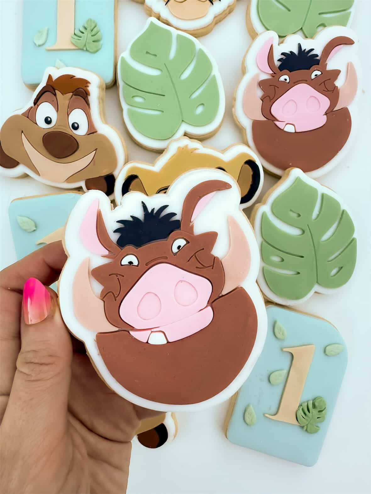 Pumba (Lion King) debosser with matching cutter