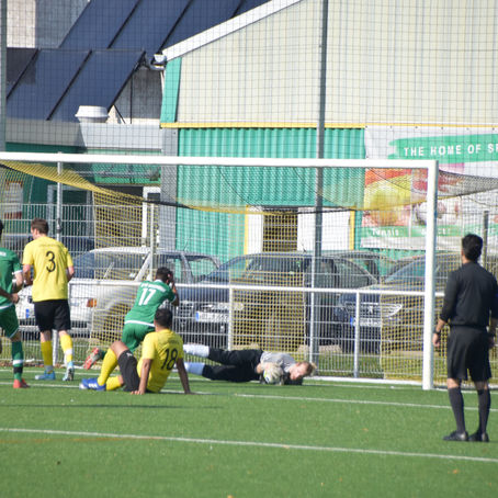 Knappe Niederlage gegen den Tabellenführer