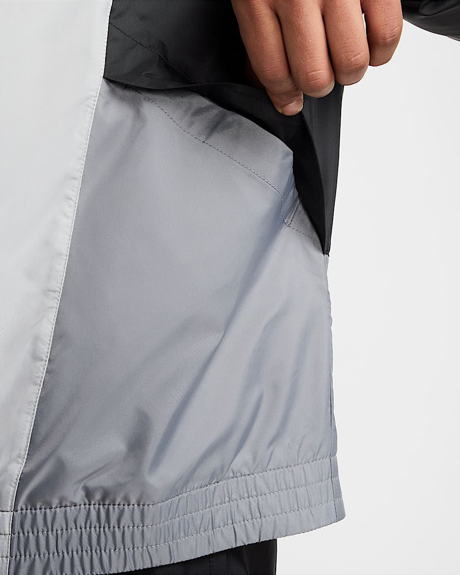 Miniature : Nike Club Woven TrackSuit Black/Smoke Grey/Light Smoke Grey/White
