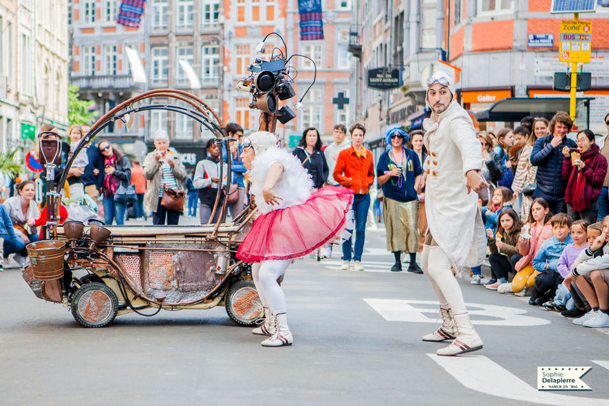 spettacolo WOOW! Clown,Circo, Visuale, Non verbal, Tout Public - cie BRUBOC