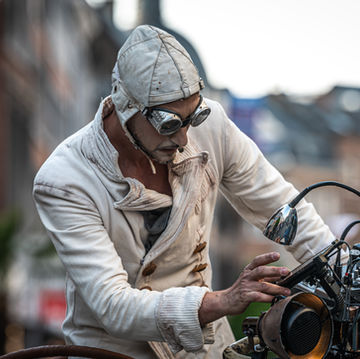 spettacolo WOOW!  Clown,Circo, Visuale, Non verbal, Tout Public - cie BRUBOC