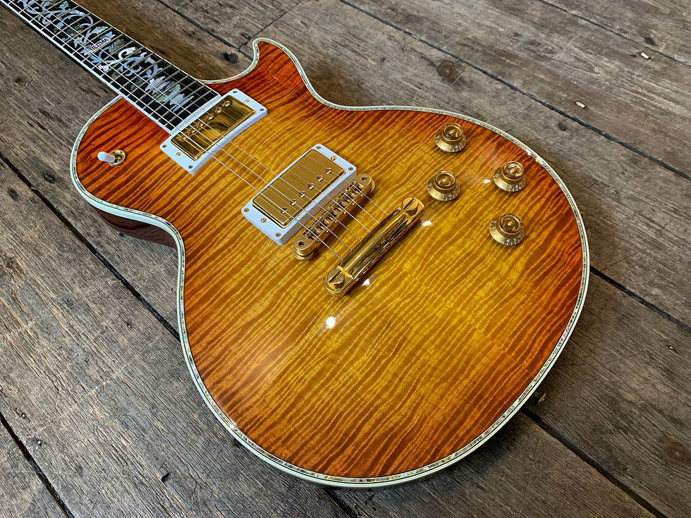 Thumbnail: 1997 Gibson Les Paul Ultima Heritage Cherry Sunburst with hard shell case