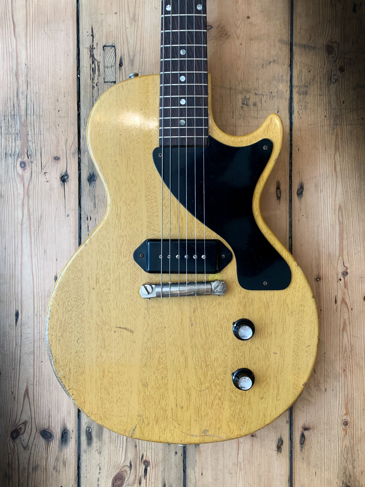 2023 Dwight TV Juke Korina & Wenge! With Original Gig Bag