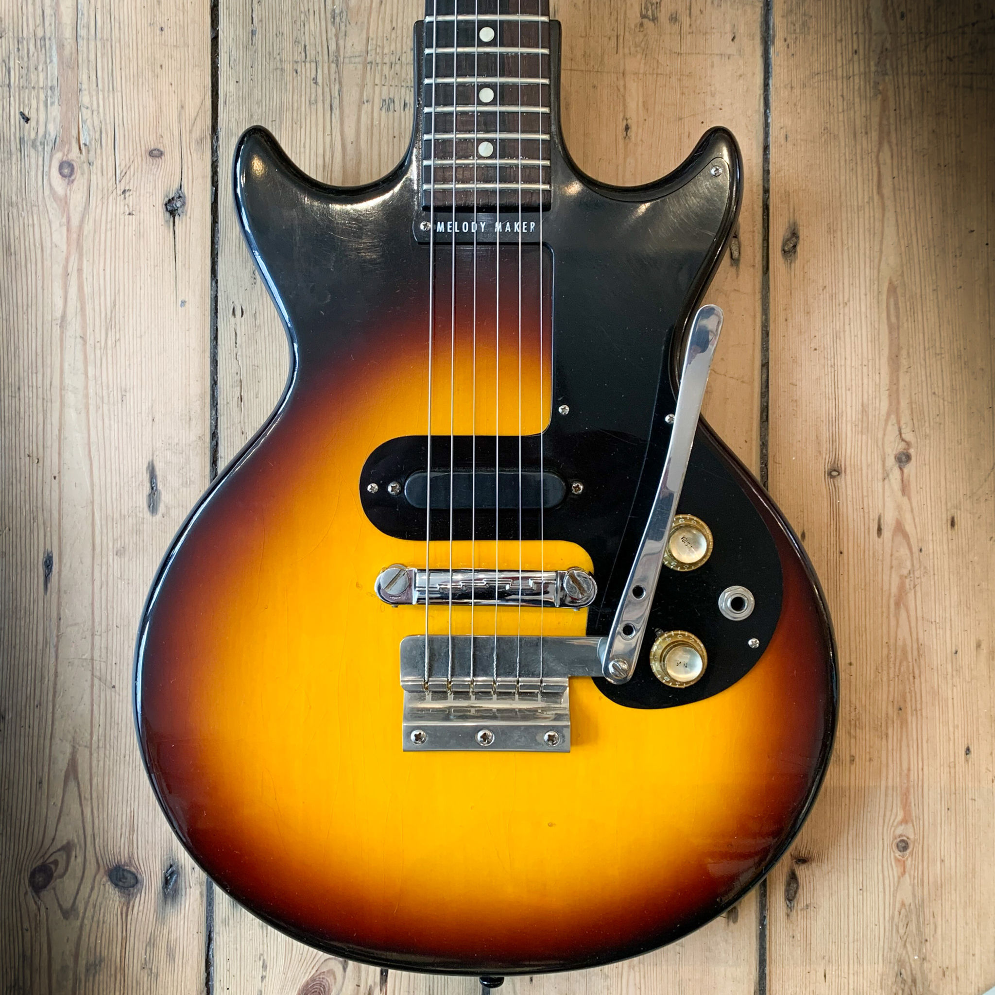 1963 Gibson Melody Maker in Sunburst finish