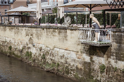 Alltagsmenschen Valkenburg 2024 - Badende (1).jpg