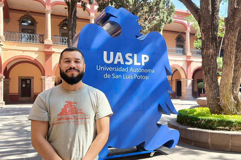 Egresado de la UASLP obtiene reconocimiento internacional por mural con efectos cinéticos