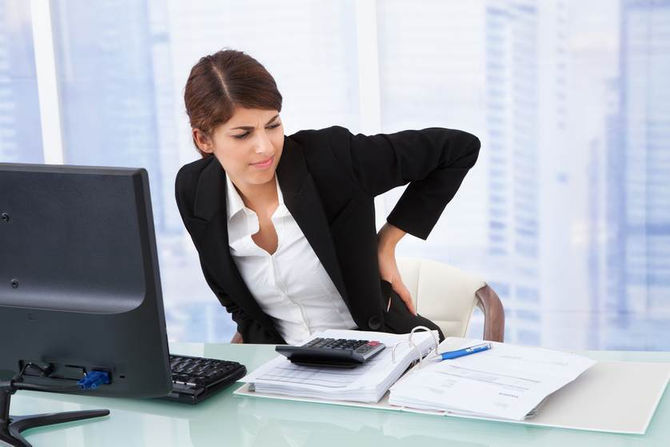 Chữa trị đau cột sống thắt lưng dễ dàng