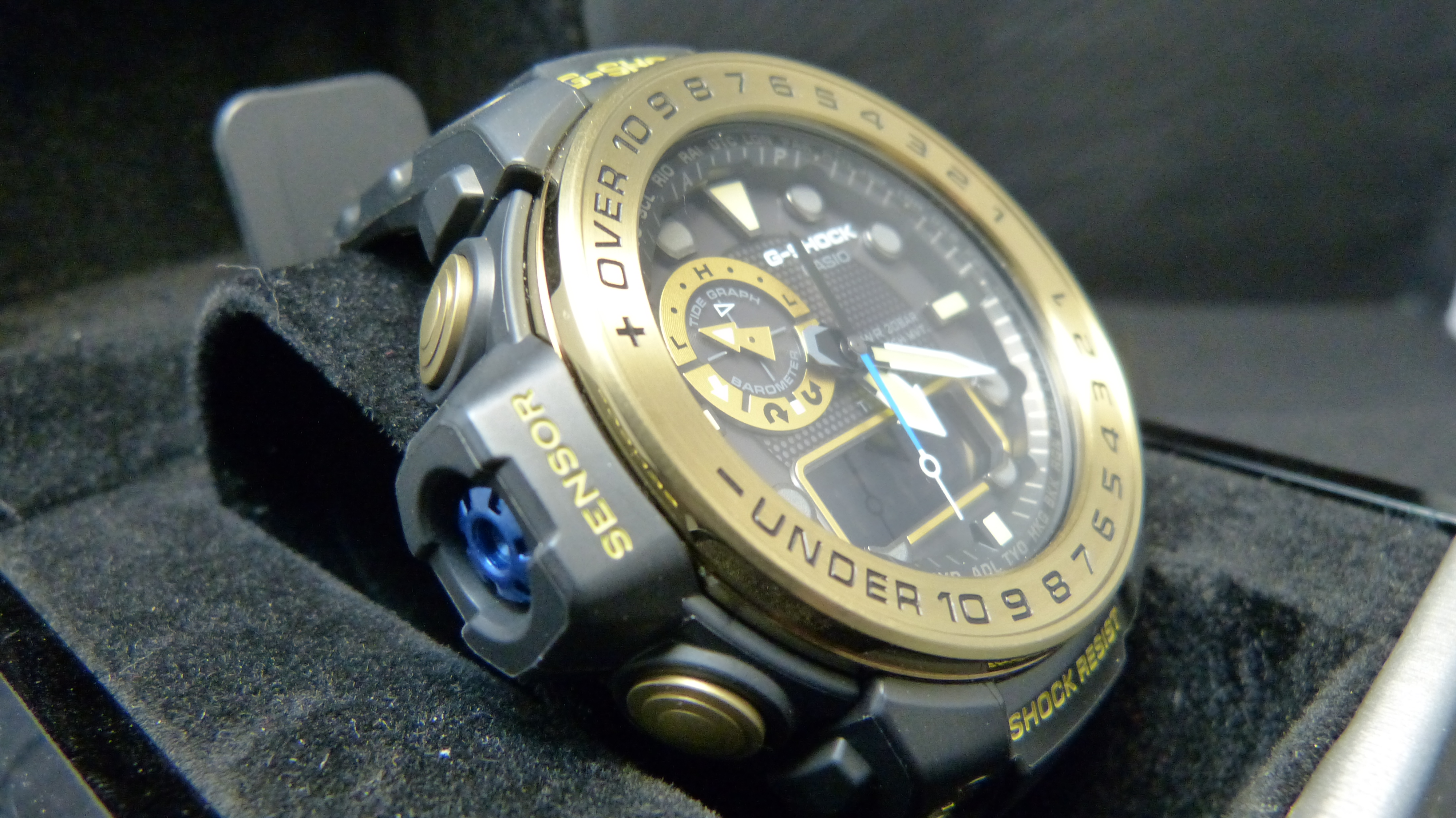 CASIO G-Shock GWN-1000