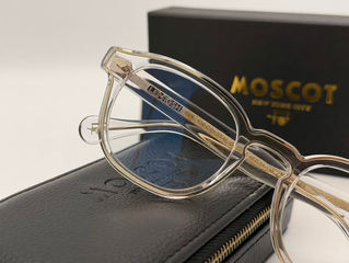 👓 รีวิวคอมโบสุดปัง! เปลี่ยนแว่นโปรเกรสซีฟให้ชิคและคุ้มค่า ด้วย MOSCOT LEMTOSH 110 YEARS ANNIVERSARY x NIKON Transition Ruby