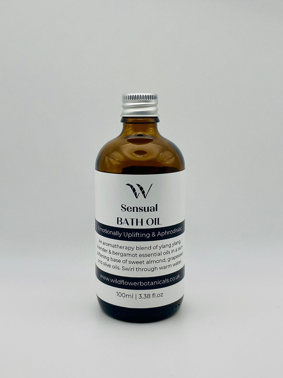 Thumbnail: Sensual bath oil with ylang ylang