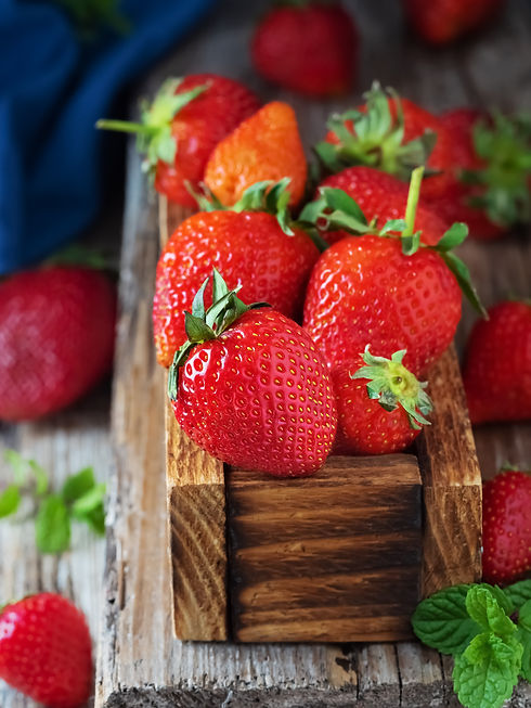 red-strawberries-wooden-box.jpg