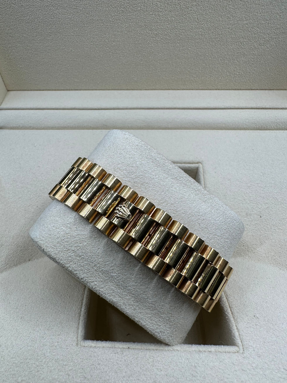 Thumbnail: Rolex DayDate Onyx 18238 - 1992