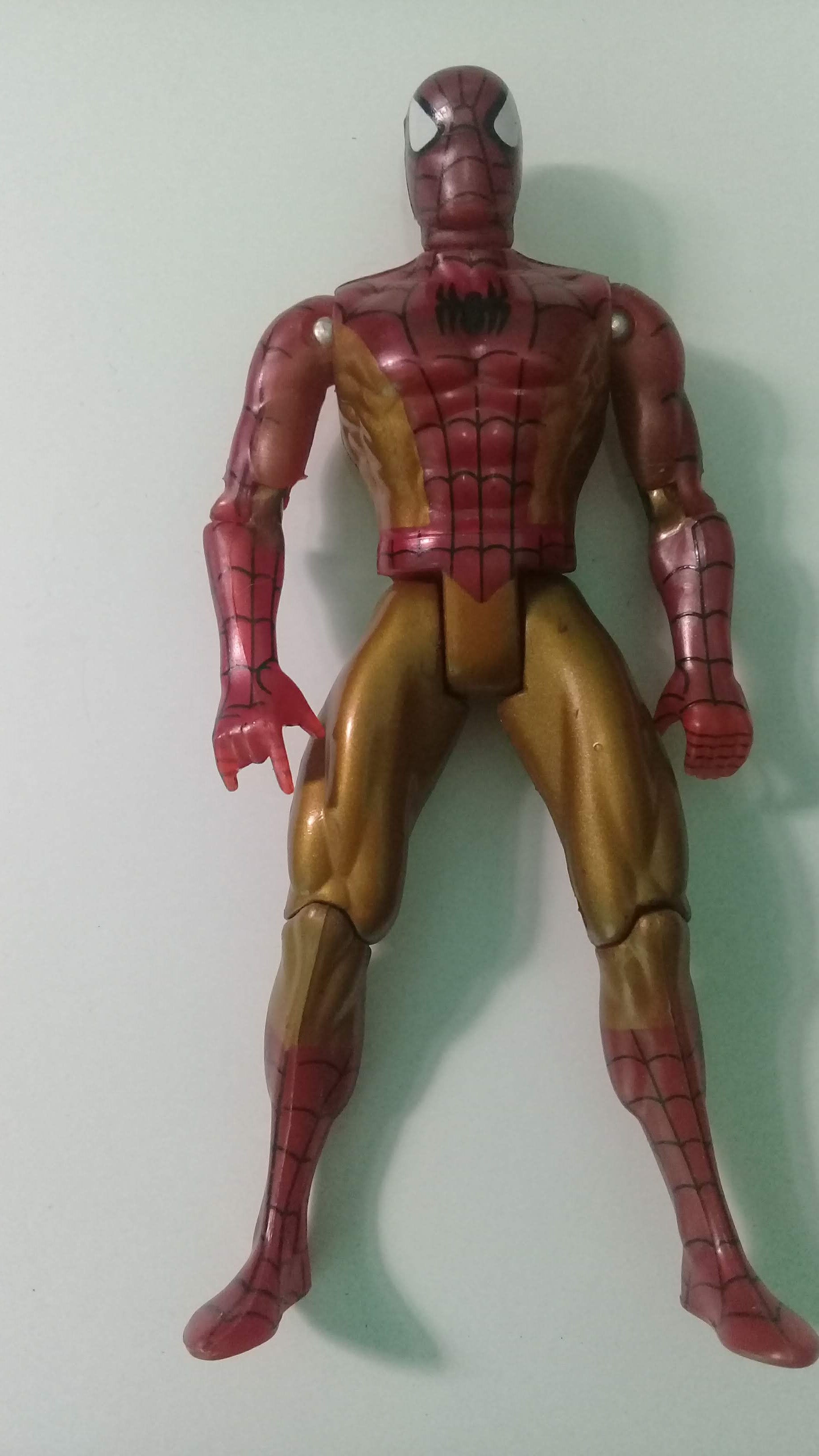 boneco homem aranha dourado toy biz