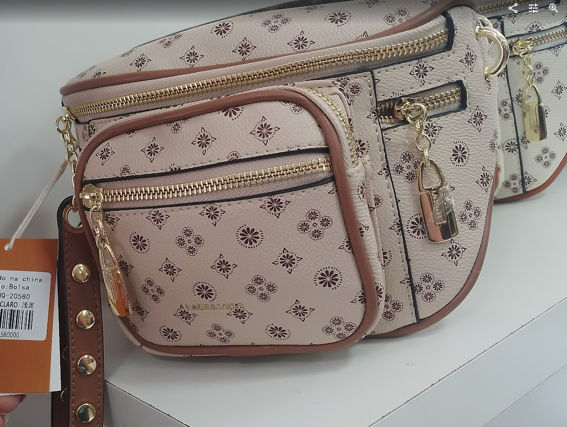 Pochete Monograma com Zíperes Duplos e Detalhes Dourados