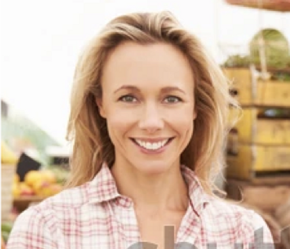 Janelle Stevens_edited.png